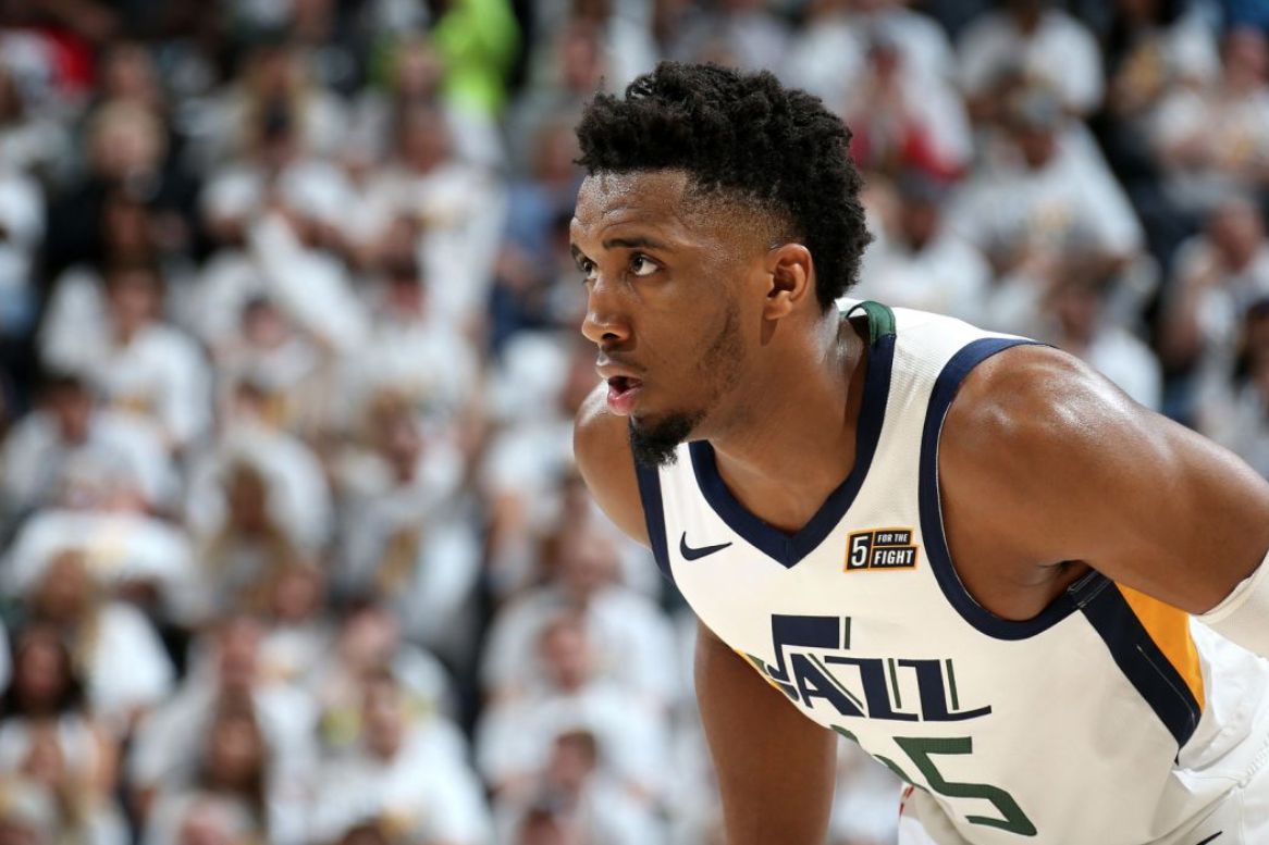 Người nhện Donovan Mitchell báo thù như Avengers, Utah Jazz bật ngược Houston Rockets để cứu mùa giải Người nhện Donovan Mitchell báo thù như Avengers, Utah Jazz bật ngược Houston Rockets để cứu mùa giải